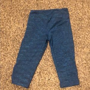 Zella crops, size 4. Blue